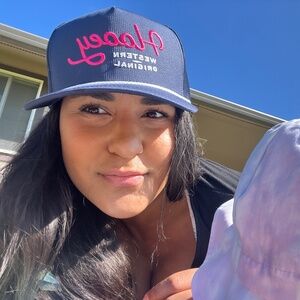 Meet your Posher, Sierra